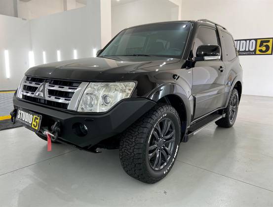 MITSUBISHI PAJERO FULL 3.2 HPE 4X4 16V TURBO INTERCOOLER DIESEL 2P AUTOMÁTICO